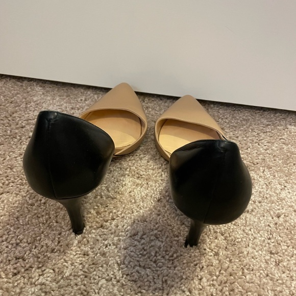 Cole Haan leather 3” high heels (size 9M) - Picture 3 of 4